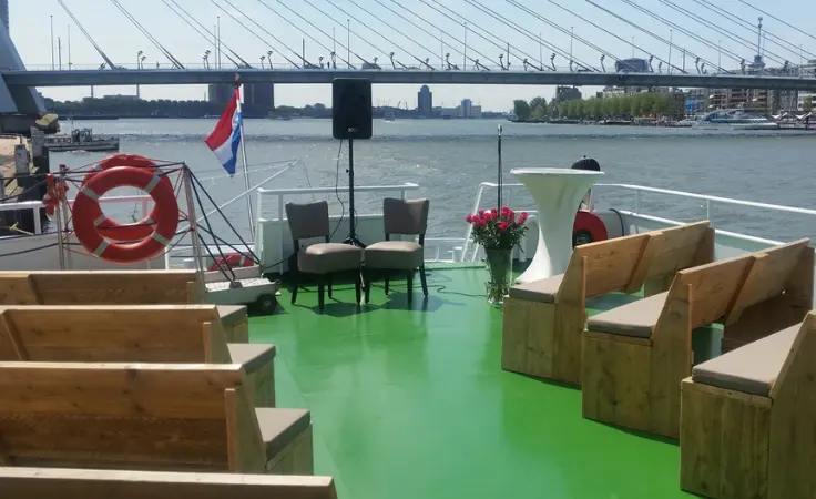 Varend Terras met BBQ