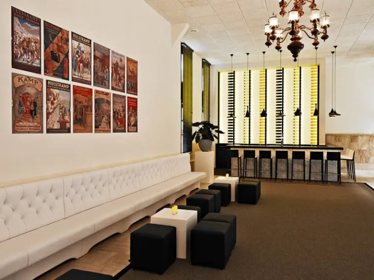 Het Hulstkamp Gebouw