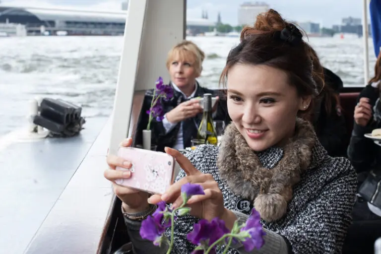 Walking & Floating Lunch