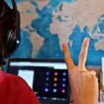 Thumbnail of http://Online%20popquiz,%20online%20bedrijfsuitje,%20online%20quiz,%20coronaproof%20uitje%20Rotterdam