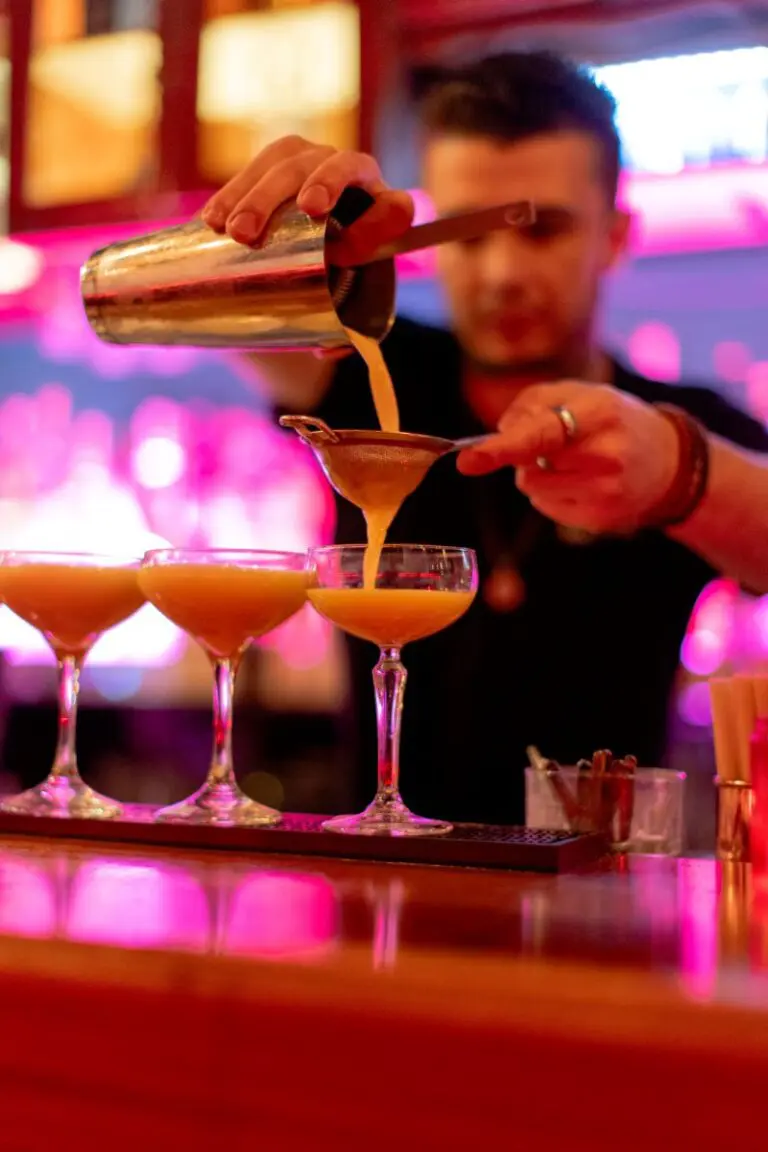 Bar Tender