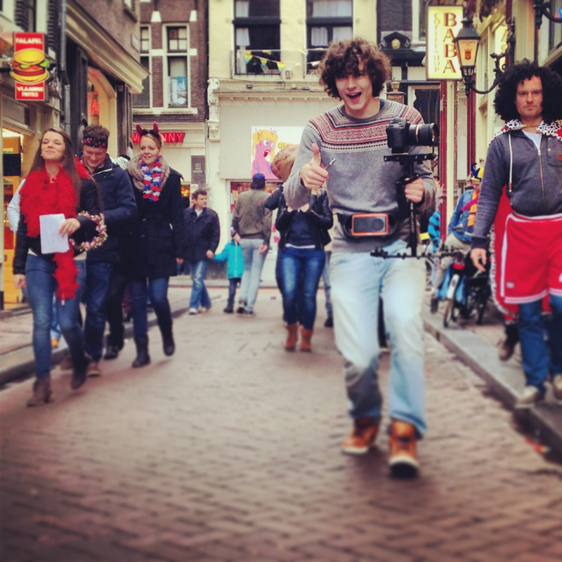 Commercial Maken